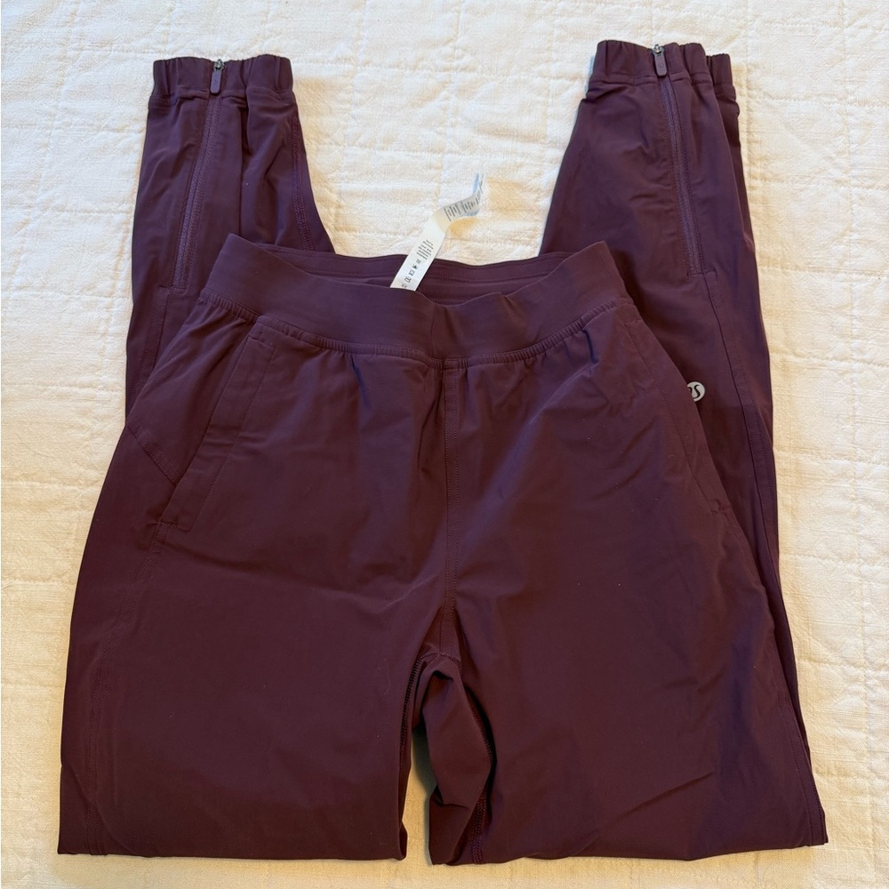 Lululemon Adapted State Jogger Cassis